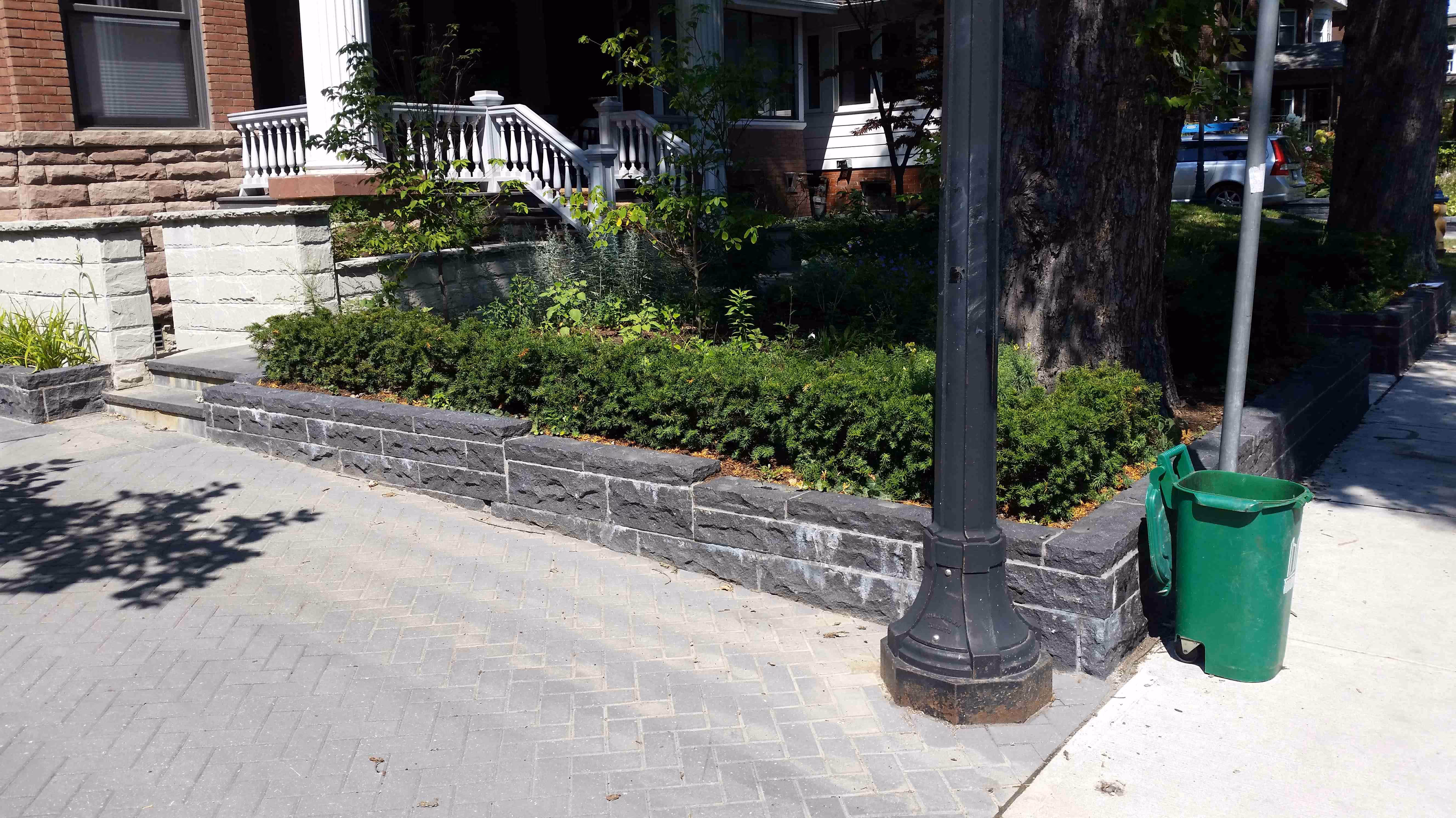Retaining Wall along driveway