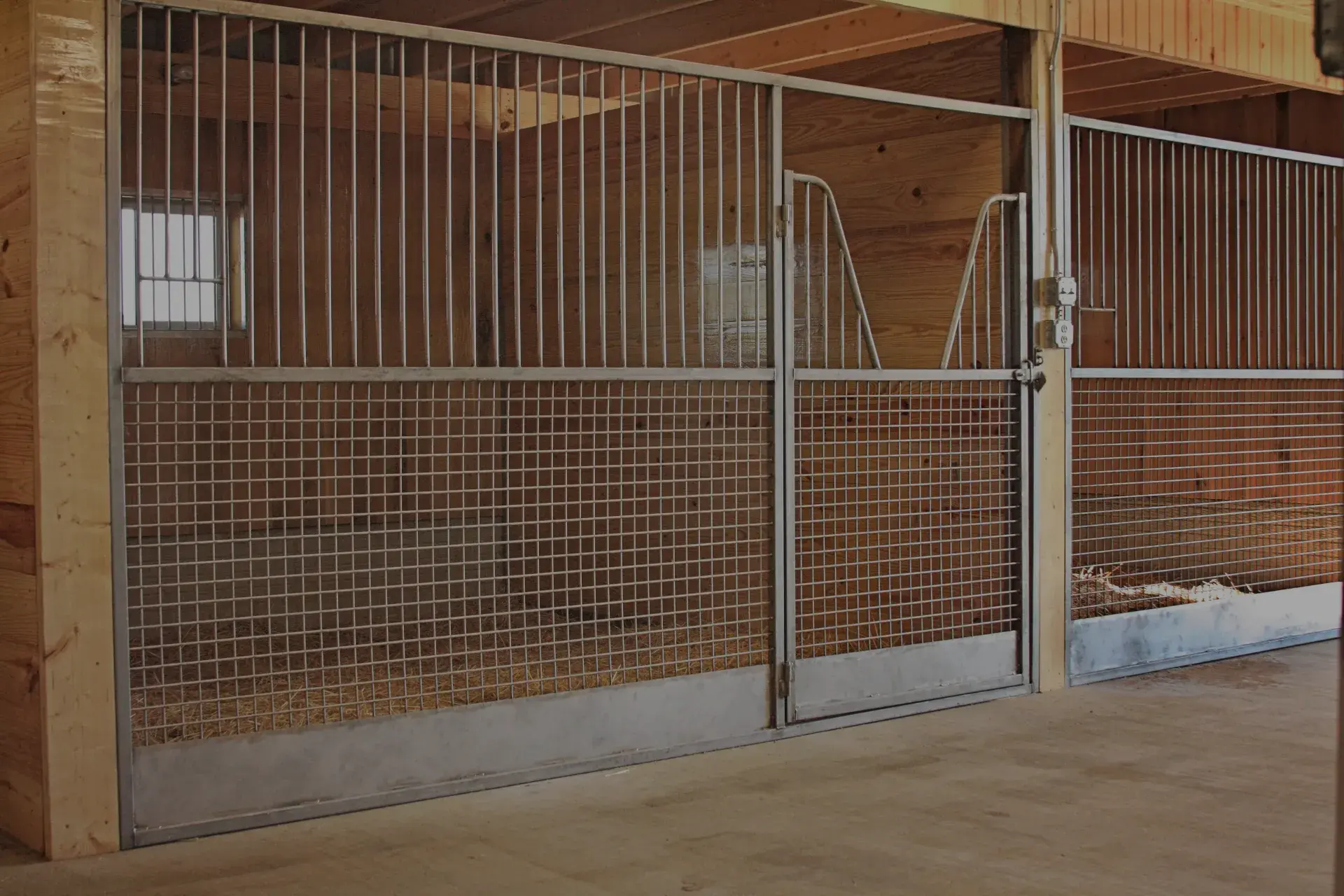 rod stall front in barn