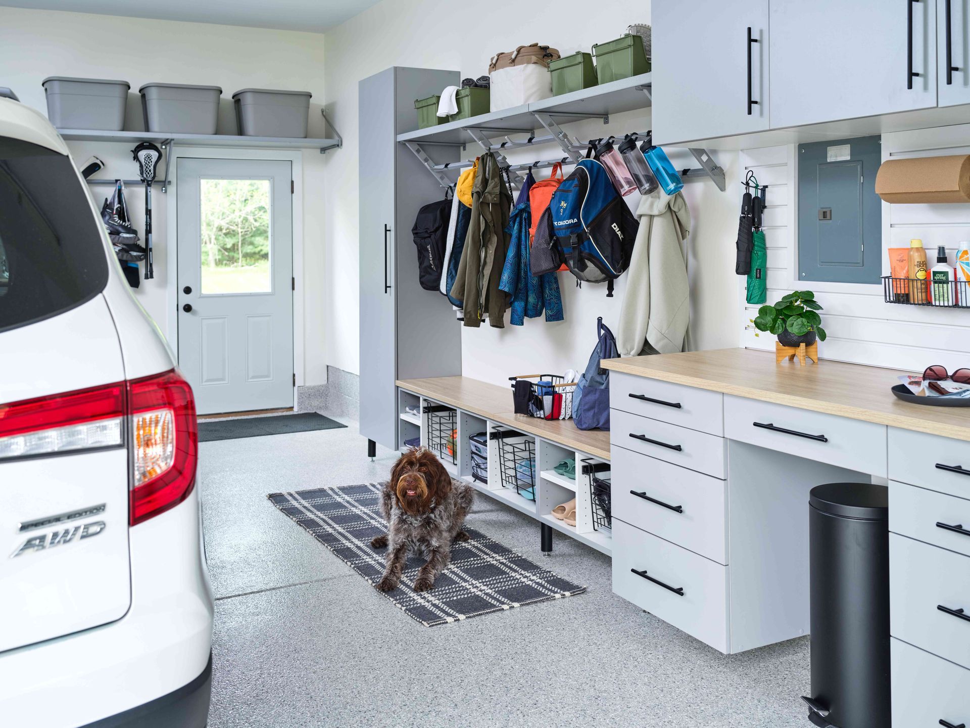 Maximize Your Small Garage Space with Innovative Storage Solutions
