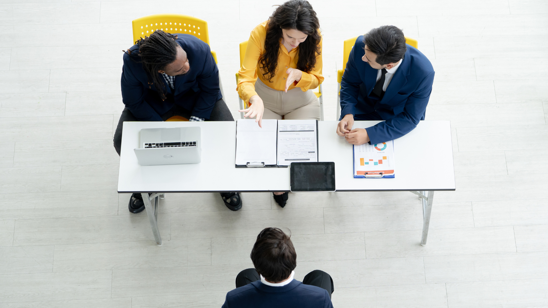 30 Record Retrieval Specialist Interview Questions for Law Firms