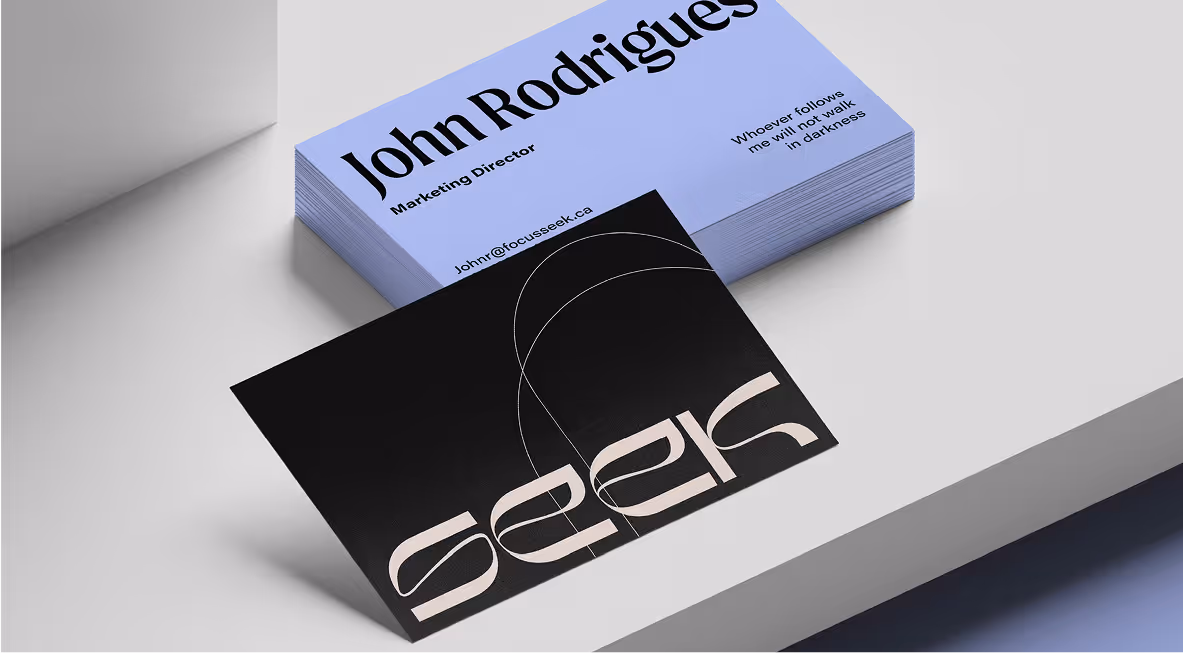 A business card mockup showcasing both side of a business card.