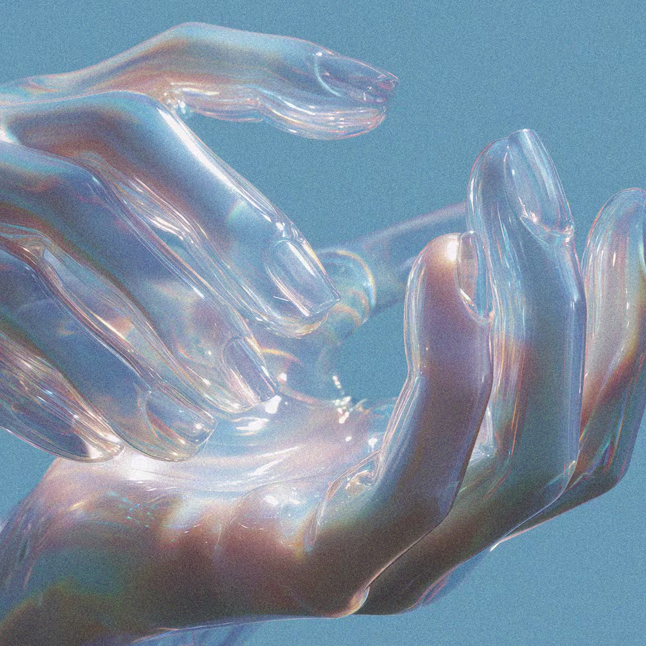 Transparente, glänzende Hände aus Glas vor einem blauen Hintergrund.