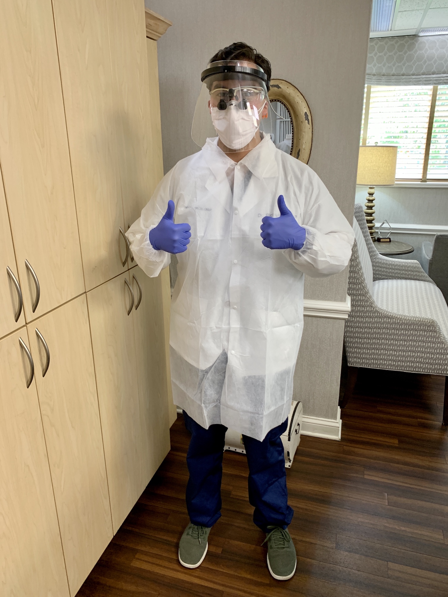 4 Ways Your Dentist Protects Patients and Themselves During COVID-19