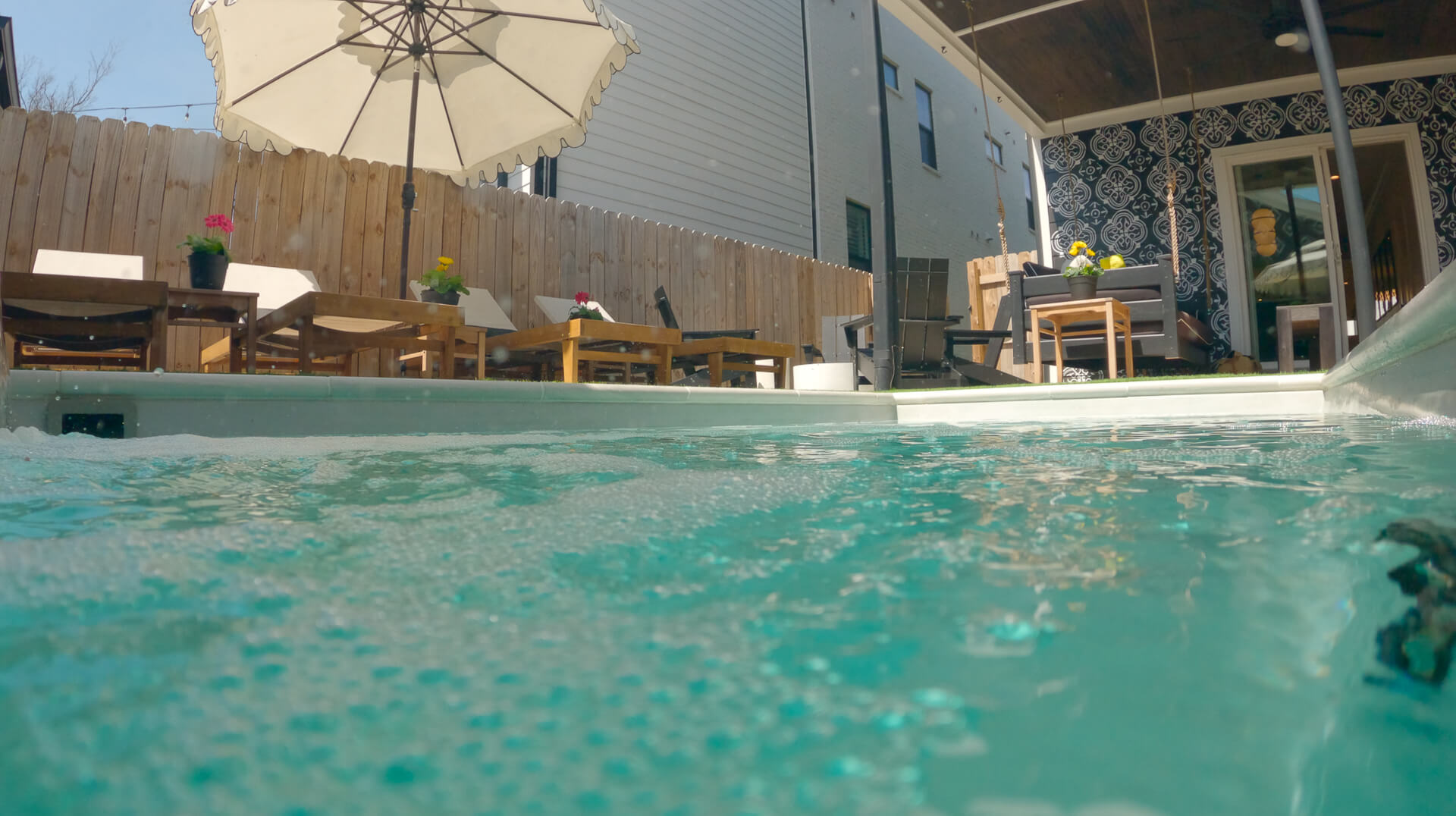 A custom blog post link