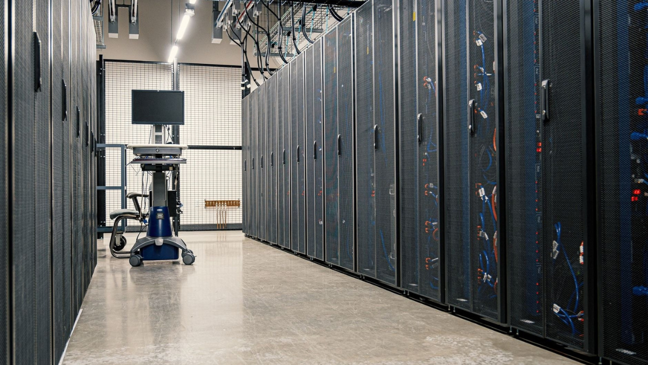 Secure data center supporting integrated managed IT and cybersecurity services.