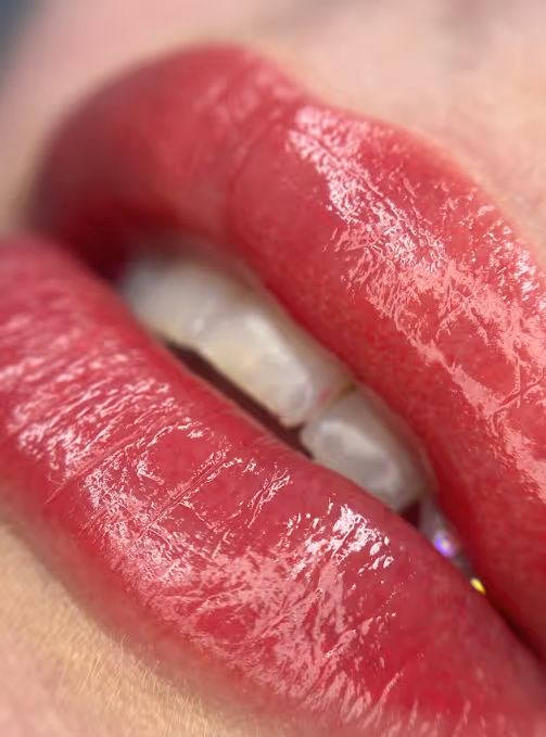 [background image] of organized makeup products