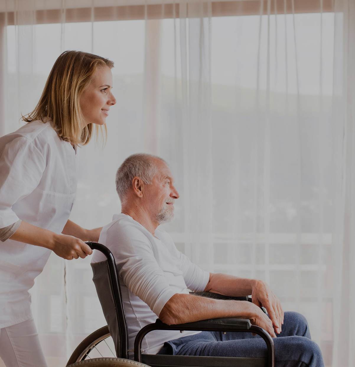 كيف قامت Crothall Healthcare برفع درجات النظافة وتحسين التوظيف من خلال التعليقات في الوقت الفعلي