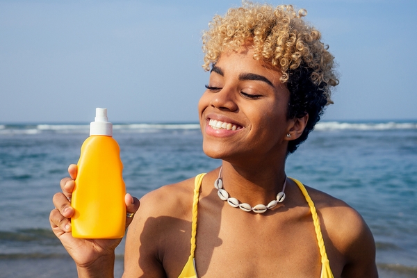 Use the best sunscreen for your neck