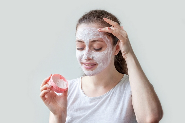 Pick a face moisturizer based on your skin sensitivity.