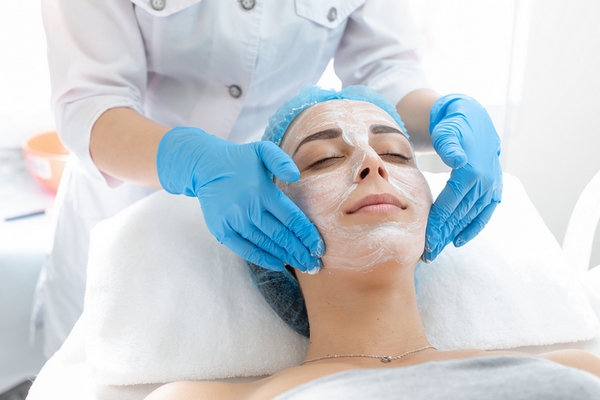 Improving your blood flow is a benefit of getting a facial.