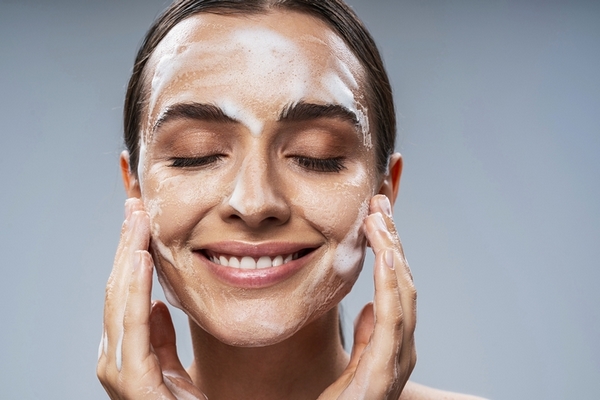 8 Simple Skin Care Routines While We Work from Home