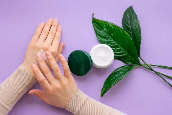 How to Get Soft Hands Naturally at Home