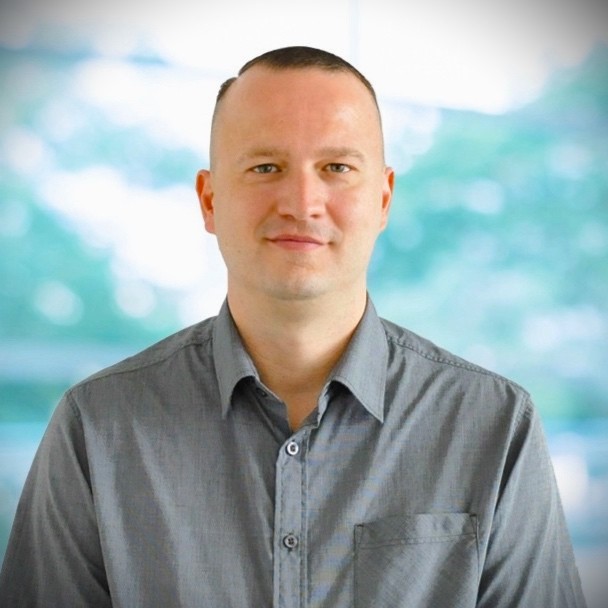 Martin Voigt, Head of Production bei Optipak GmbH, teilt seine Erfahrungen mit Denny Seidel und dem Personal Strategy House.