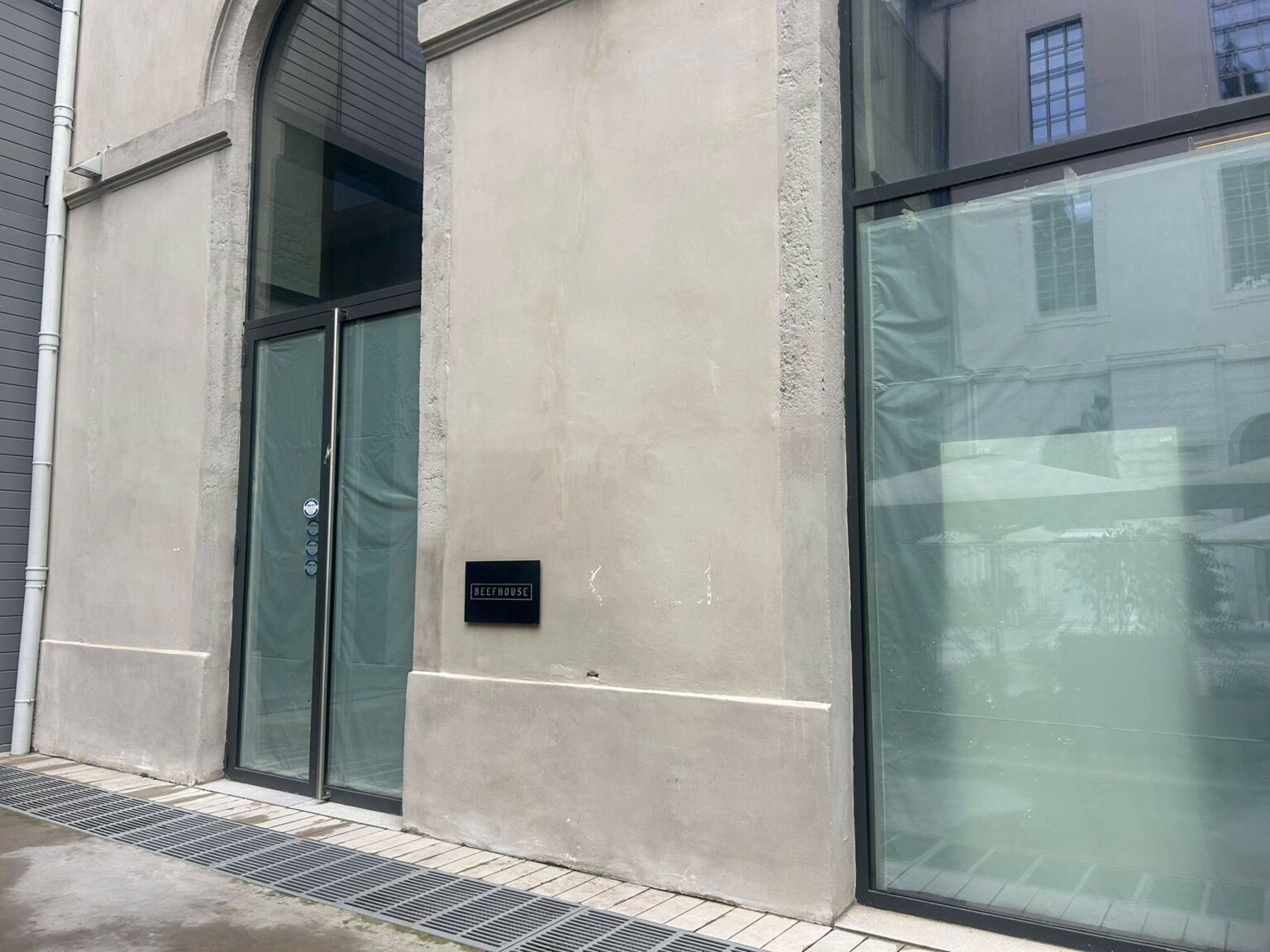image devanture en travaux