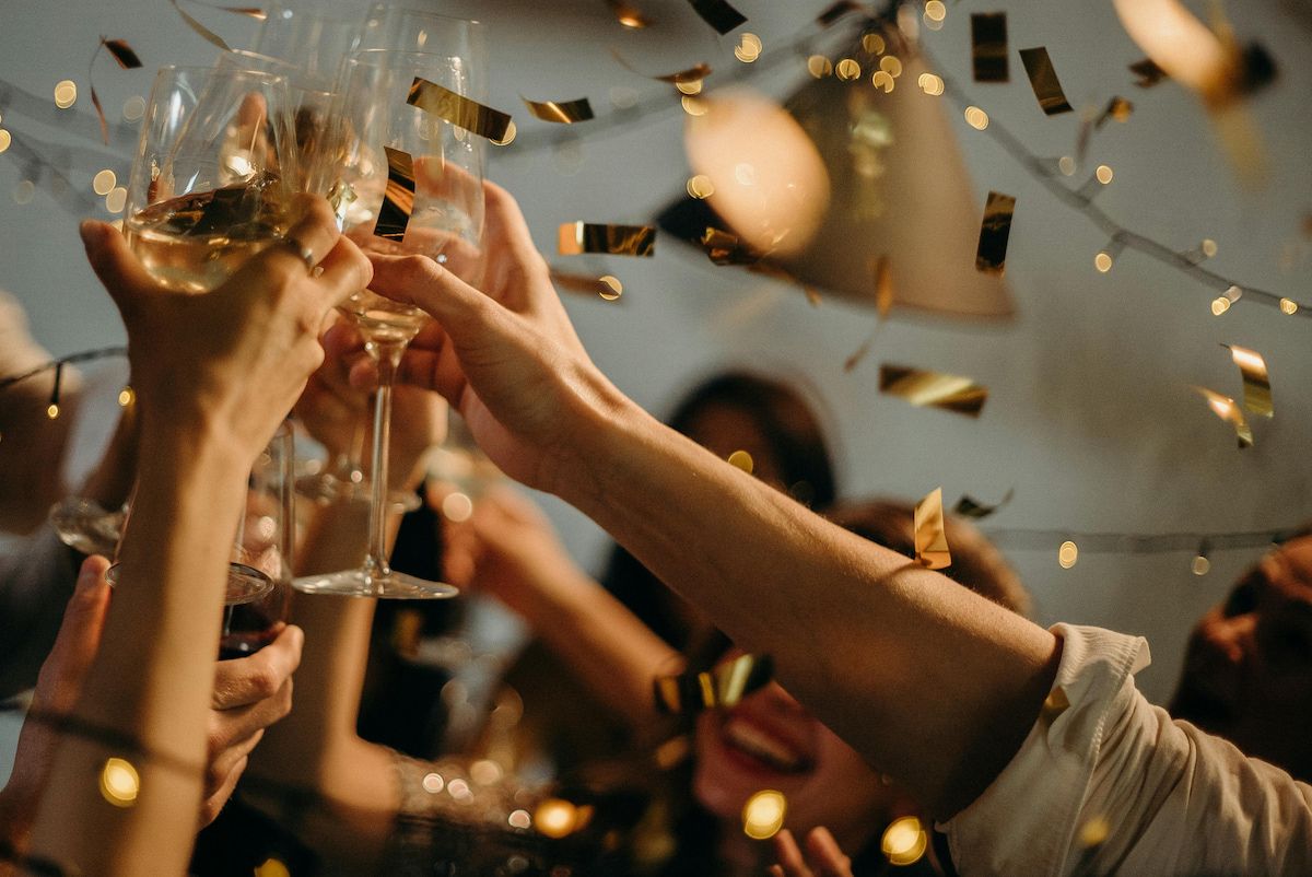 new years cheers