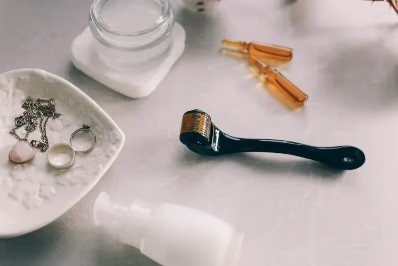 Dermaroller as at-home alternative to mesotherapy