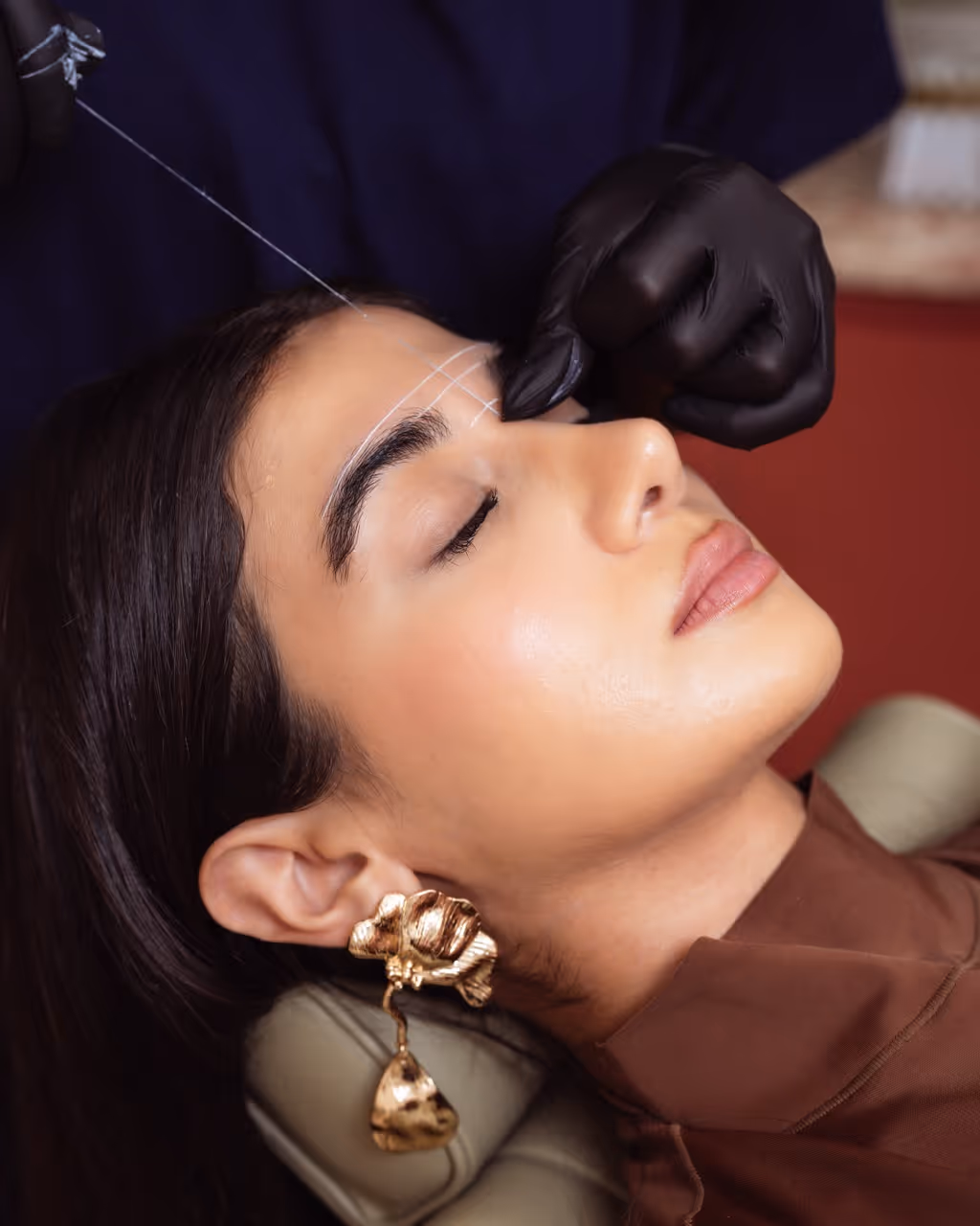 The Secret to a Balanced Look: Why Eyebrow Shaping is Your Most Important Beauty Step