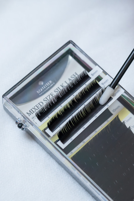 Mixed size silk lashes
