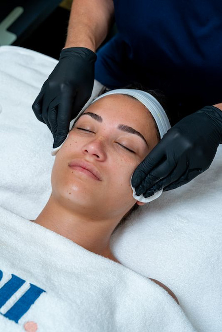 Neutralizing chemical peel