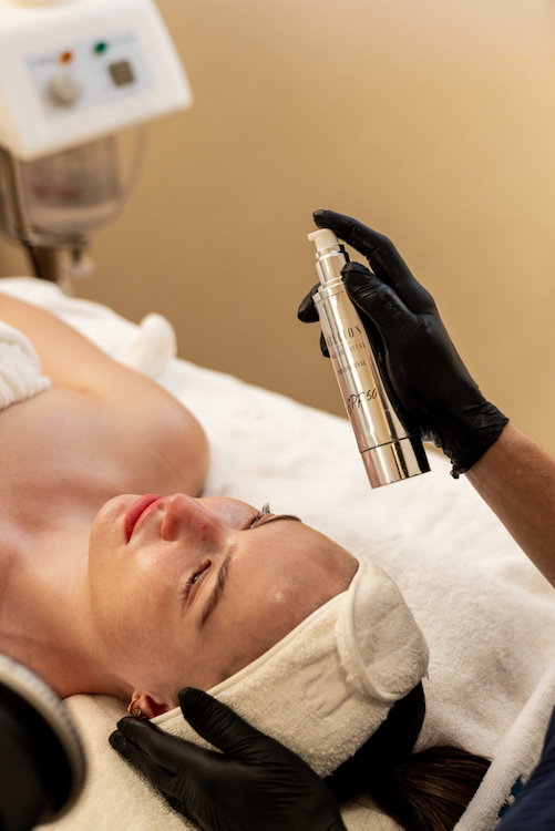 Finishing touches of Million Dollar Facial treatment