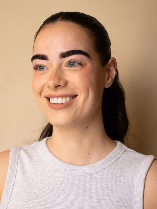 Defined brows after brow tinting session
