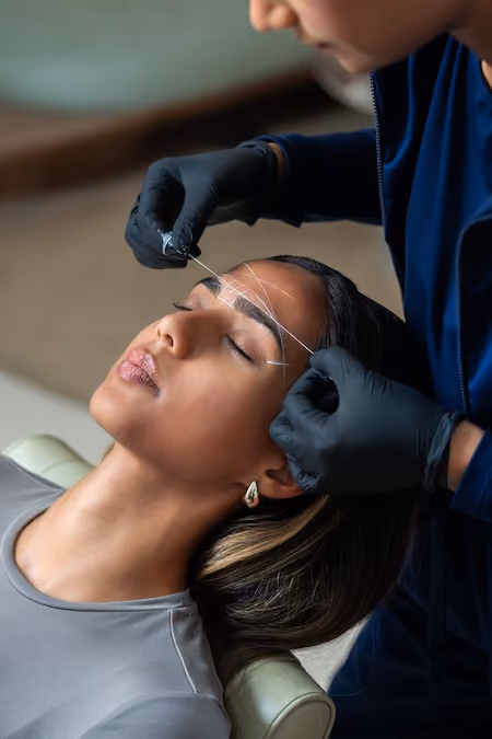 Creating new brows shape with threading