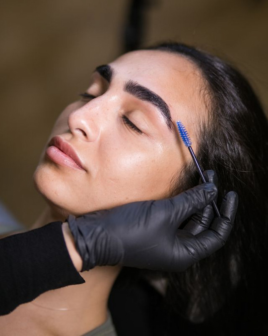 Microblading creates crisp, fine detail brows look