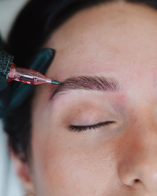 Powder brows create soft and shaded brows look