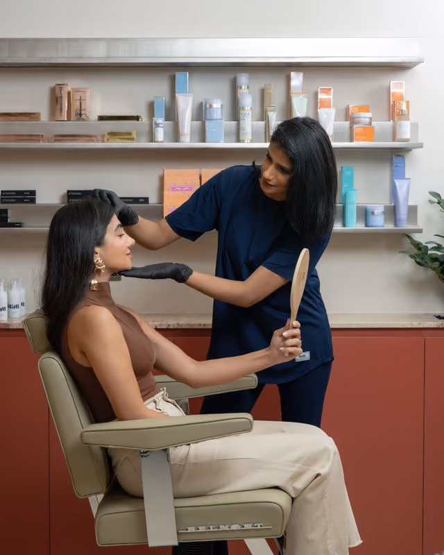 Threading vs Waxing vs Tweezing: Best Brow Hair Removal for Your Skin