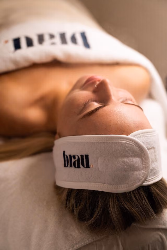 Best Facials for Summer in the UAE: Keep Your Skin Fresh in the Heat
