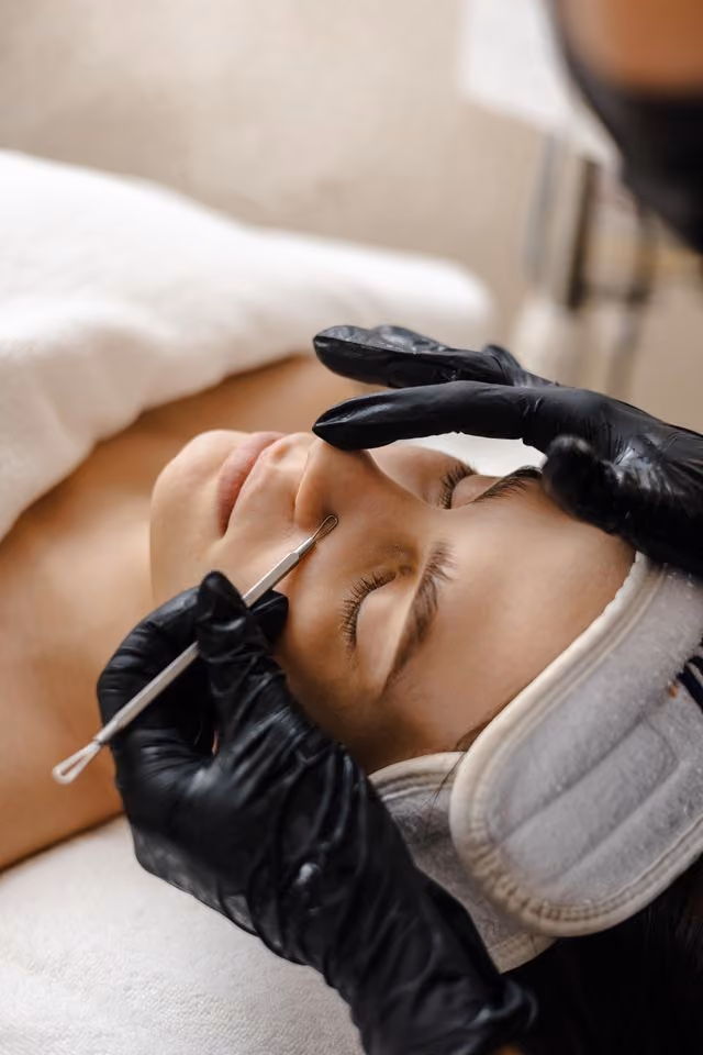 Cryo Facial: What It Is, Benefits & What to Expect at Your First Session