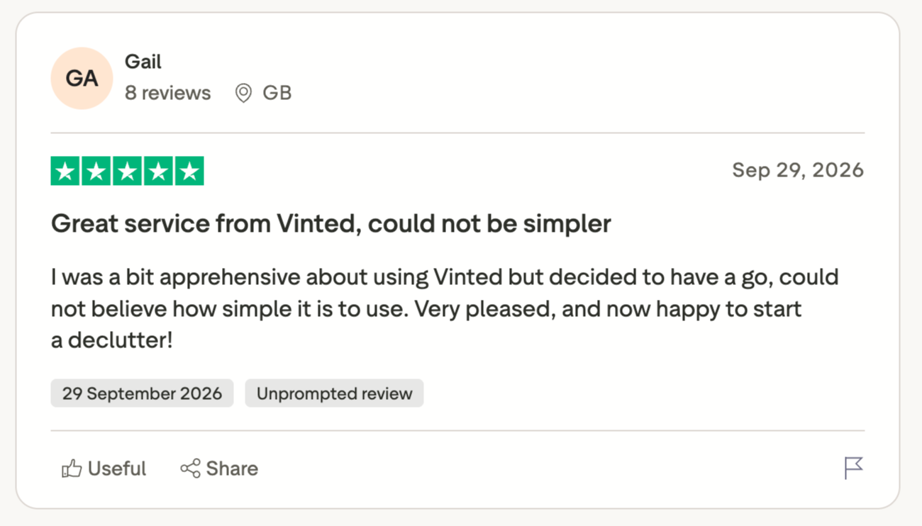 Trustpilot review from a UK Vinted user praising the platform’s simple selling experience and saying it encouraged them to begin decluttering their belongings.