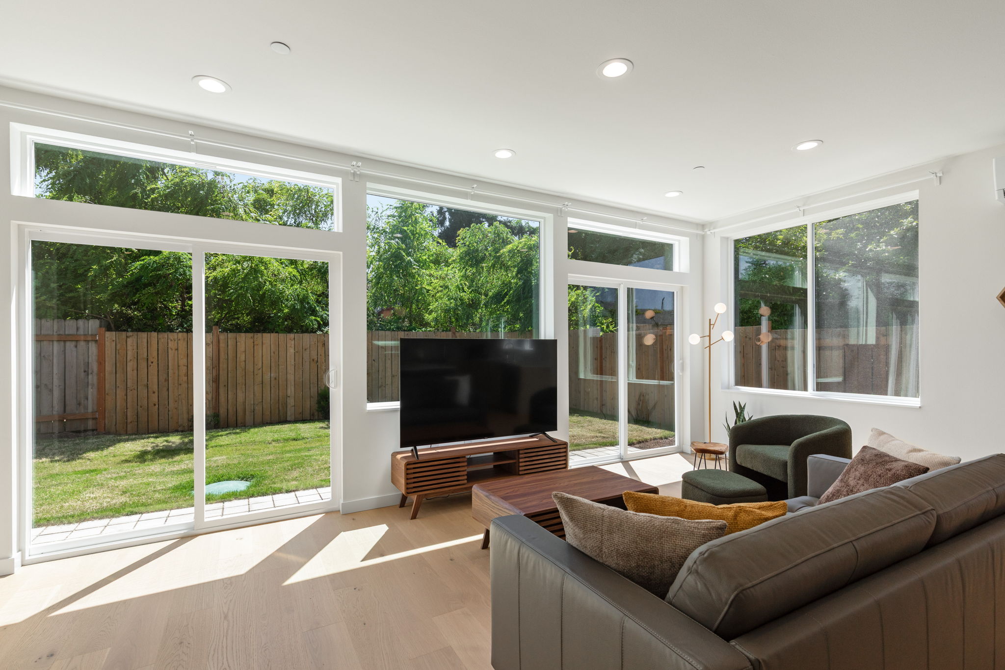 Modern custom home in Bellevue, WA