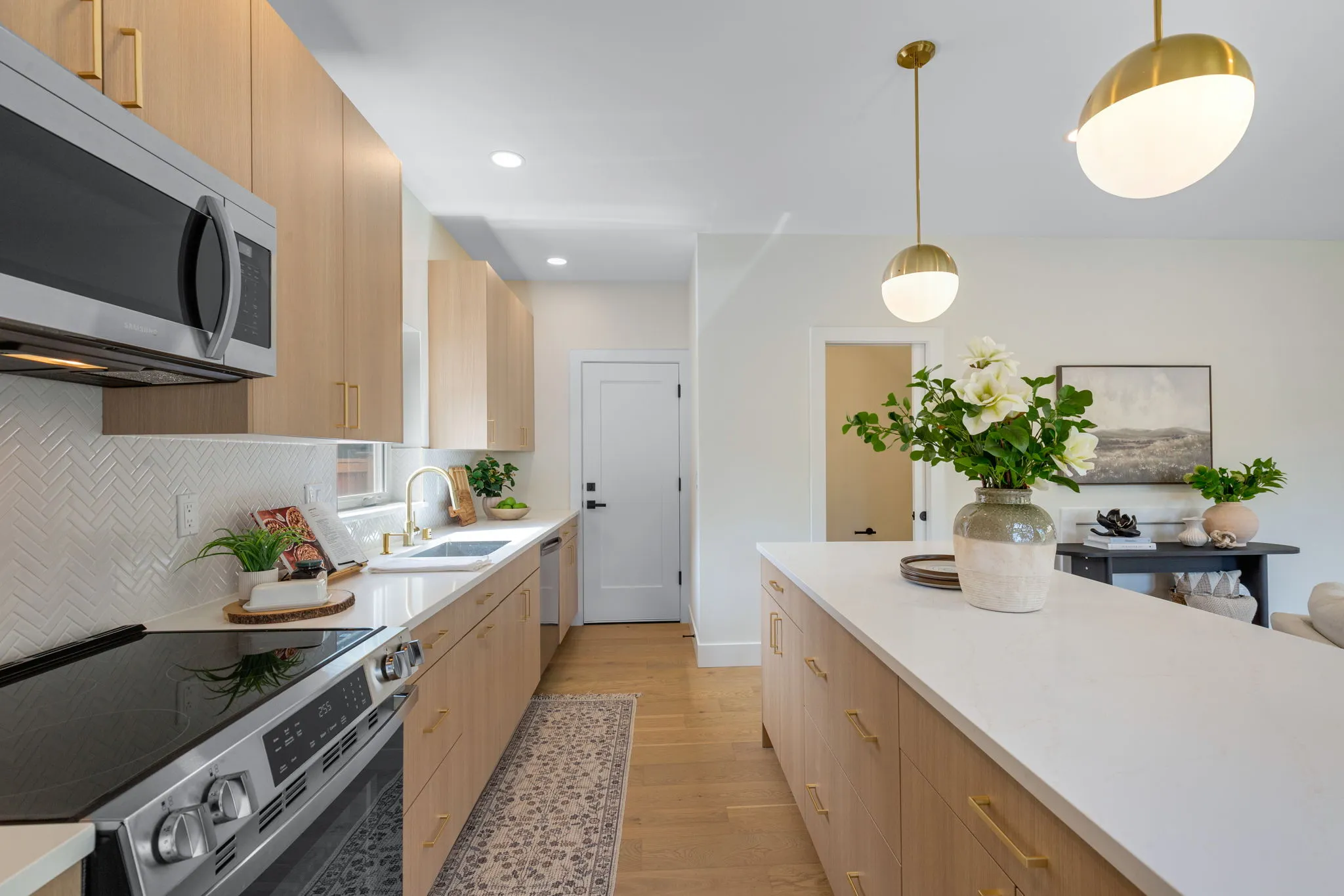 Modern custom home in Bellevue, WA