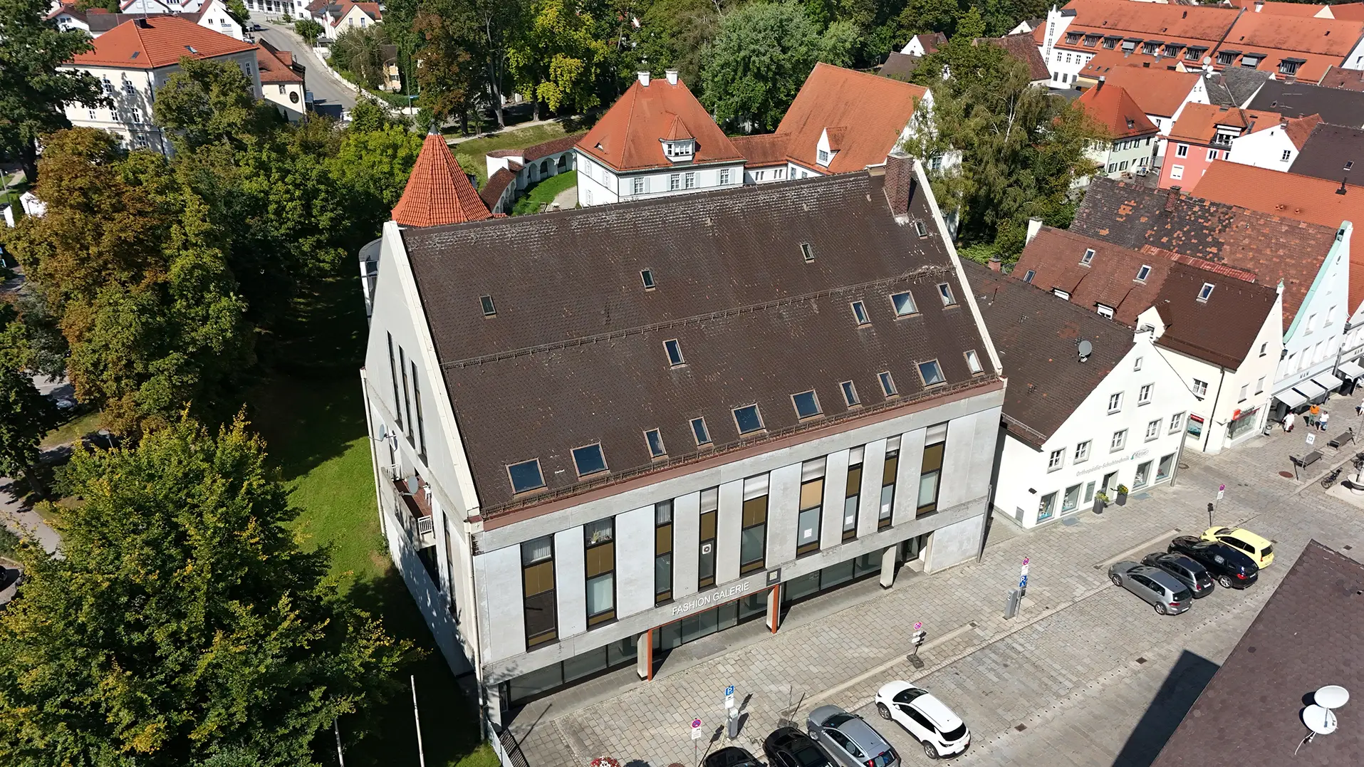 Geschäftshaus in Schrobenhausen nach der Hochwasserschadensanierung aus der Vogelperspektive