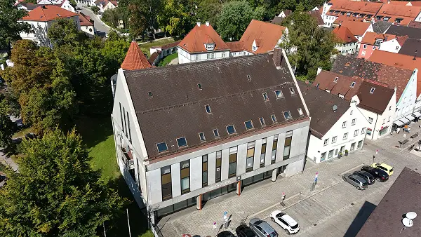 Geschäftshaus in Schrobenhausen nach der Hochwasserschadensanierung aus der Vogelperspektive