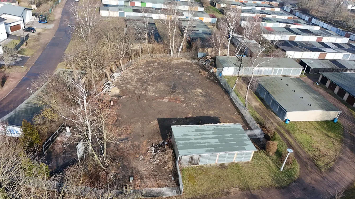 Betriebsgrundstück der Tischlerei nach Rückbau der brandgeschädigten Gebäude