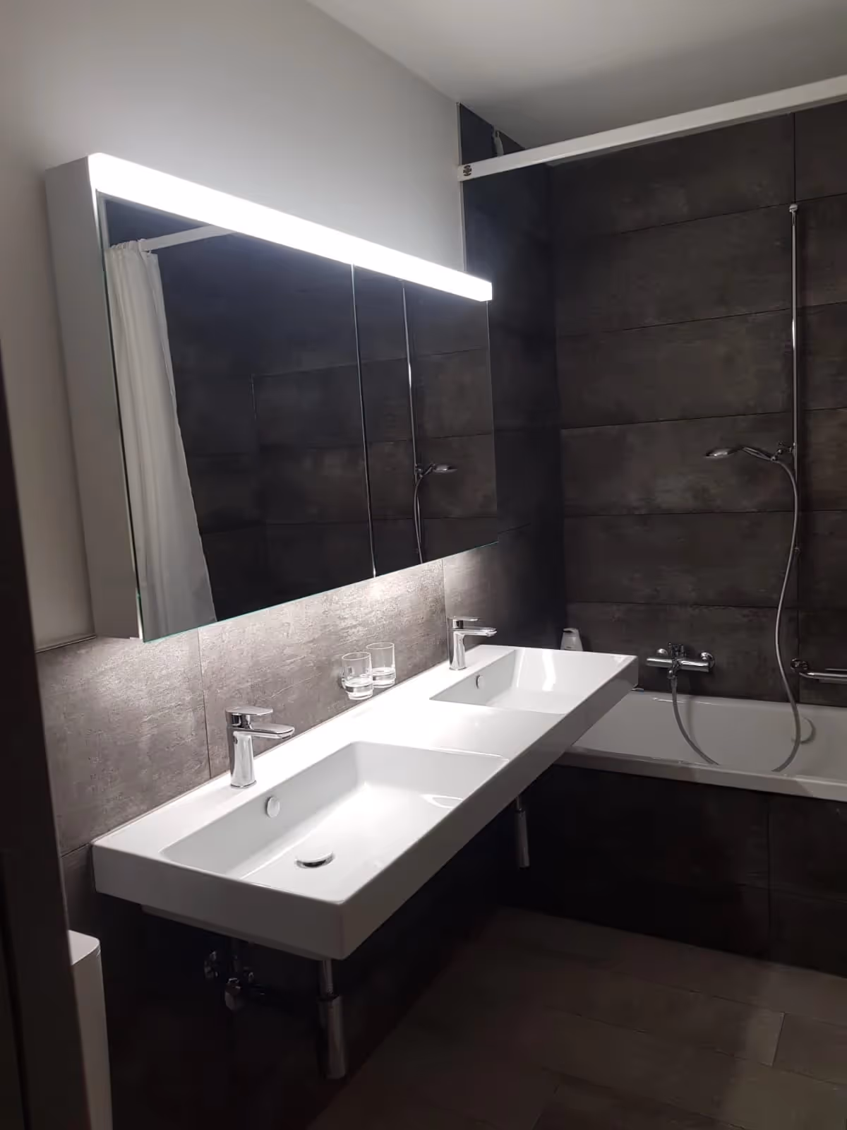 Galerie-Bild HausTech Plus GmbH Basel