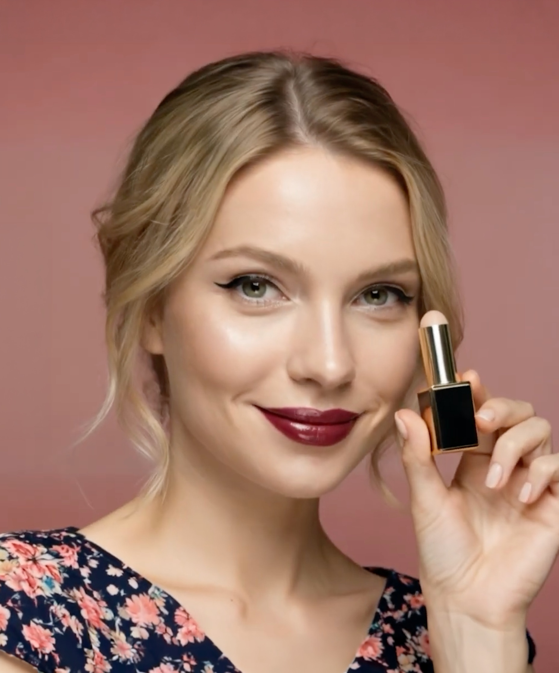 Redlip Lipstick AI ad