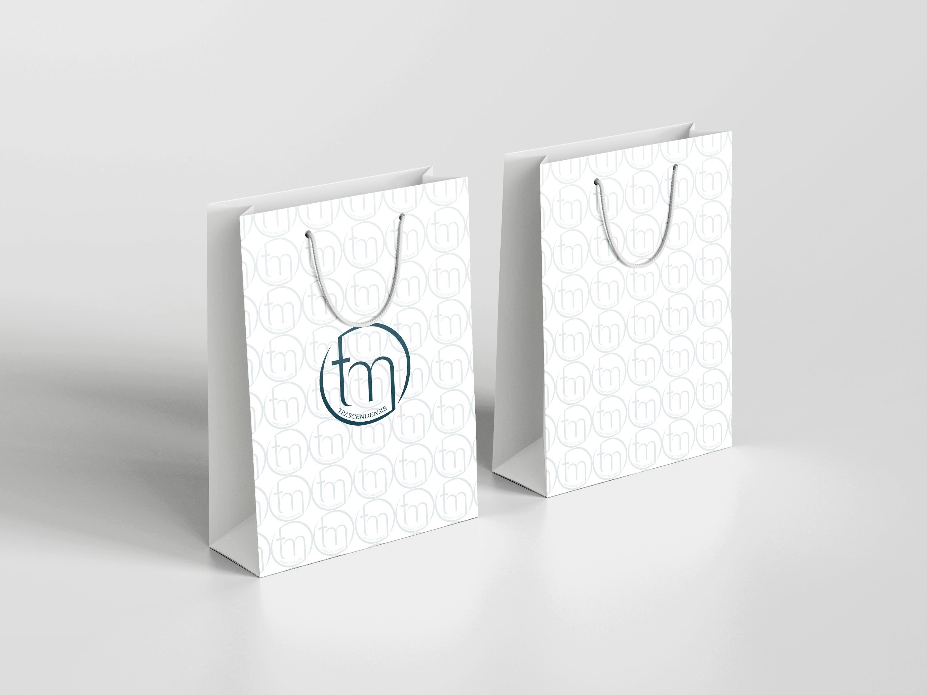 Design busta piccola Trascendenze Manuela, negozio di moda - progetto di rebranding