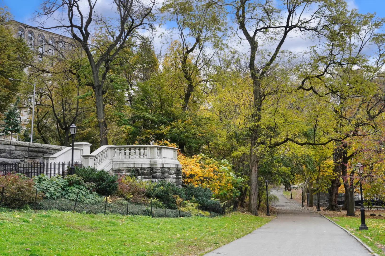 A path through Riverside Park on the Upper West Side in early autumn