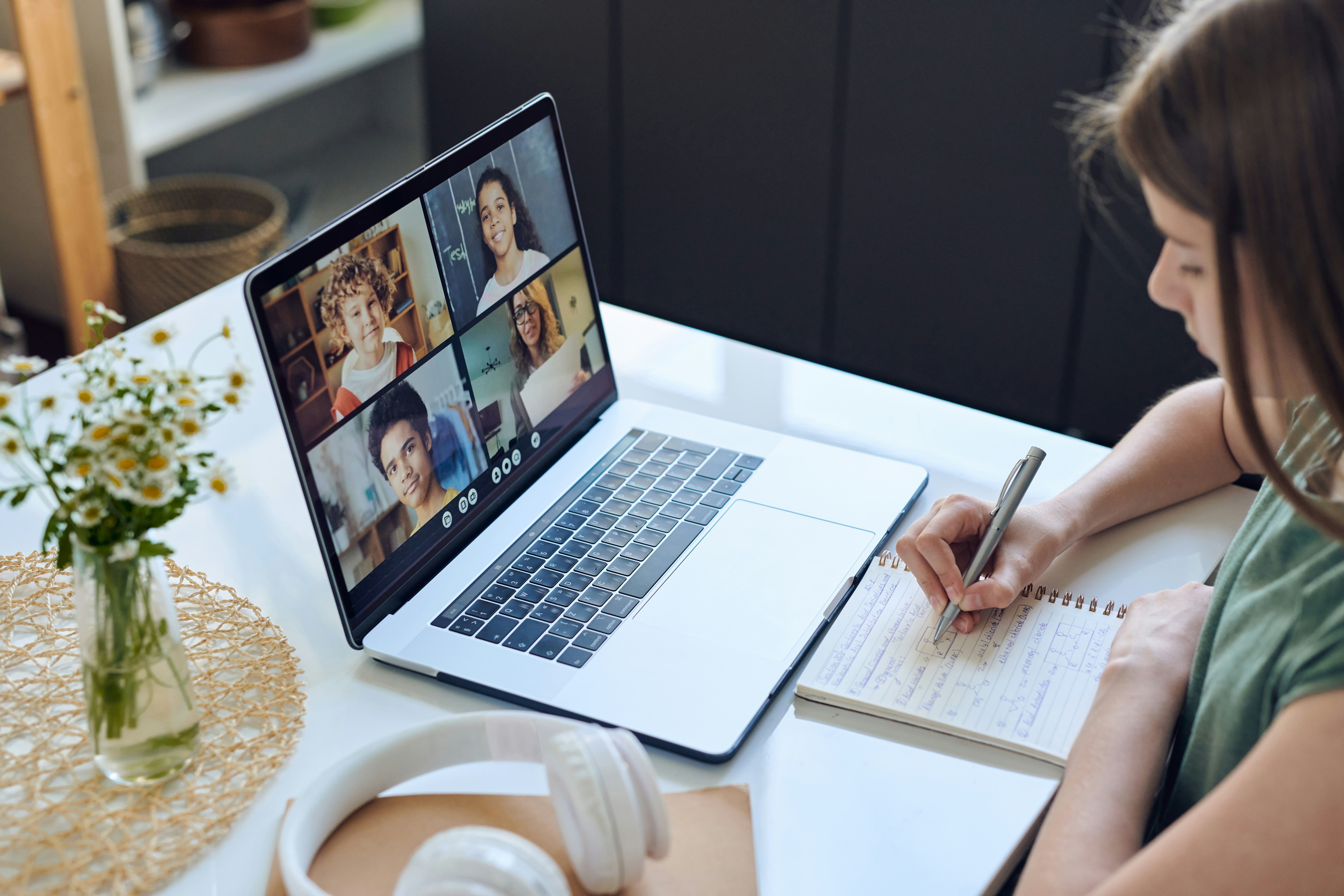 What is a virtual classroom?