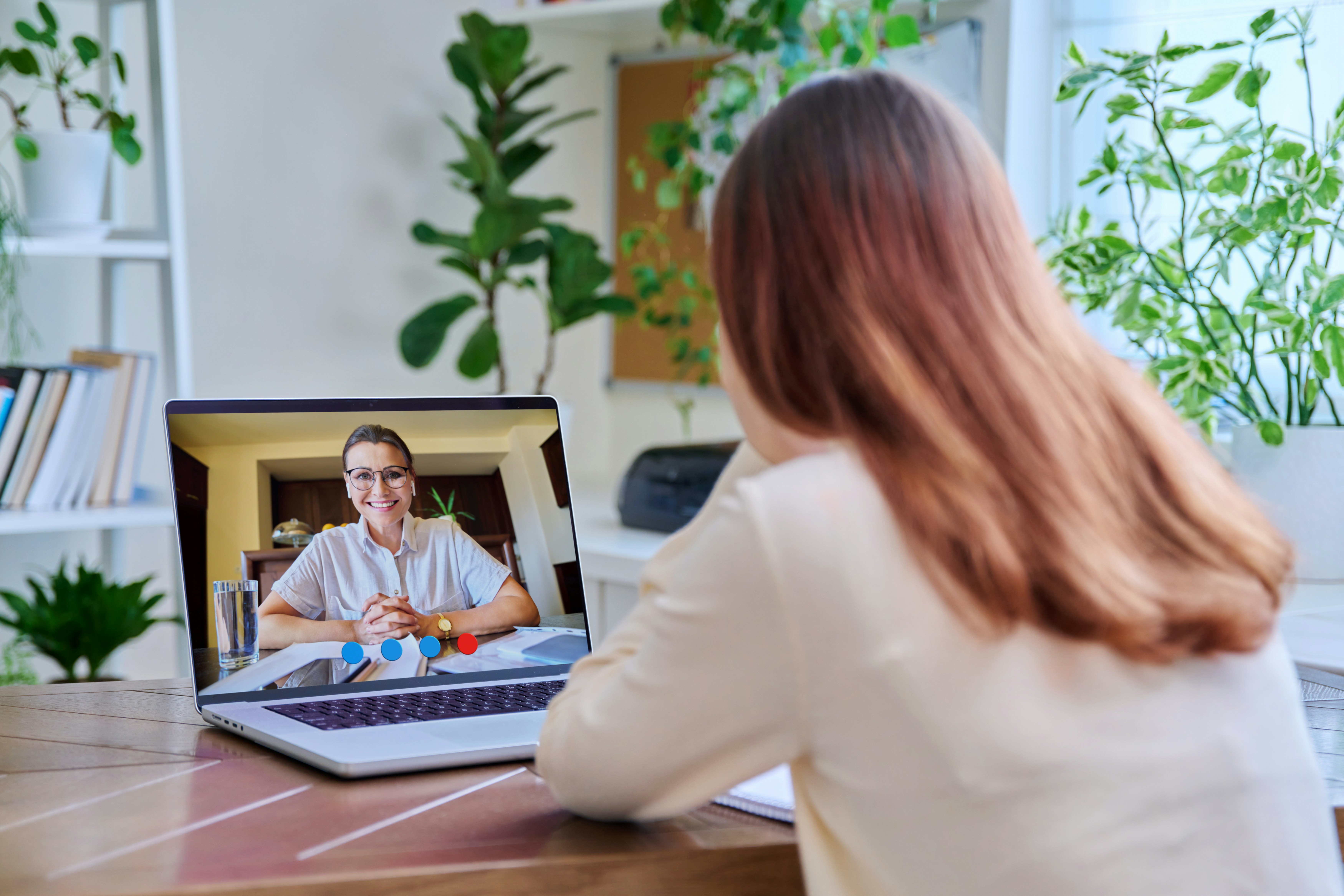 Online tutor hosting a secure virtual classroom for a young student, demonstrating COPPA-compliant online tutoring and student data privacy.