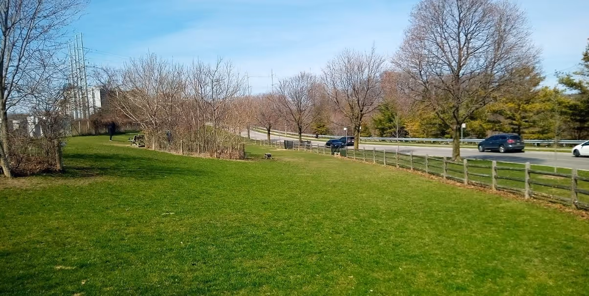 Linkwood Lane Park (Leash-Free Dog Area)