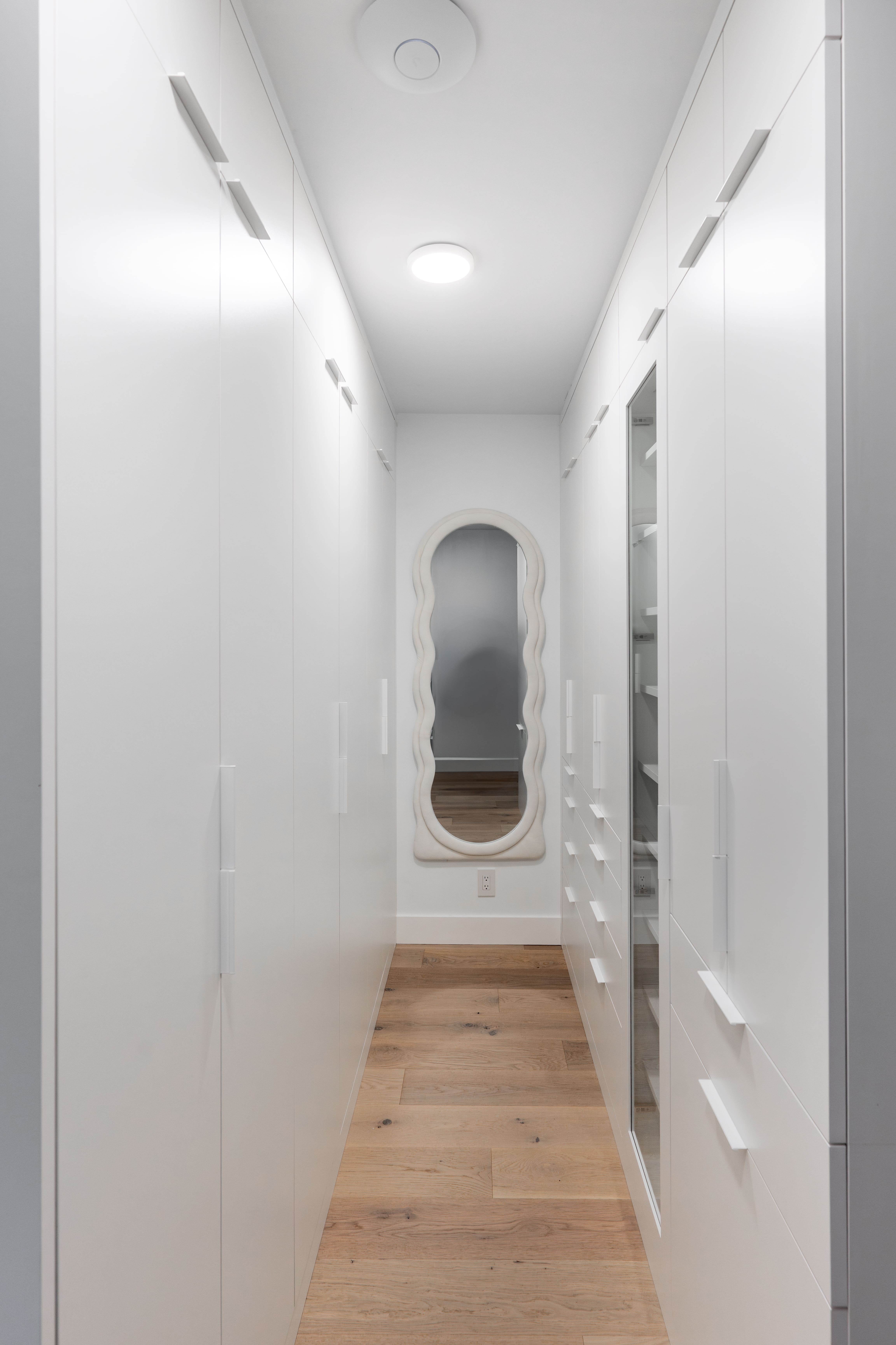 Wellington Crescent Condo