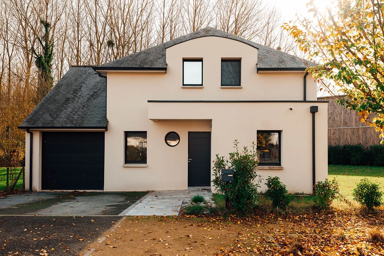 Maison de Villevêque — entre campagne et lumière