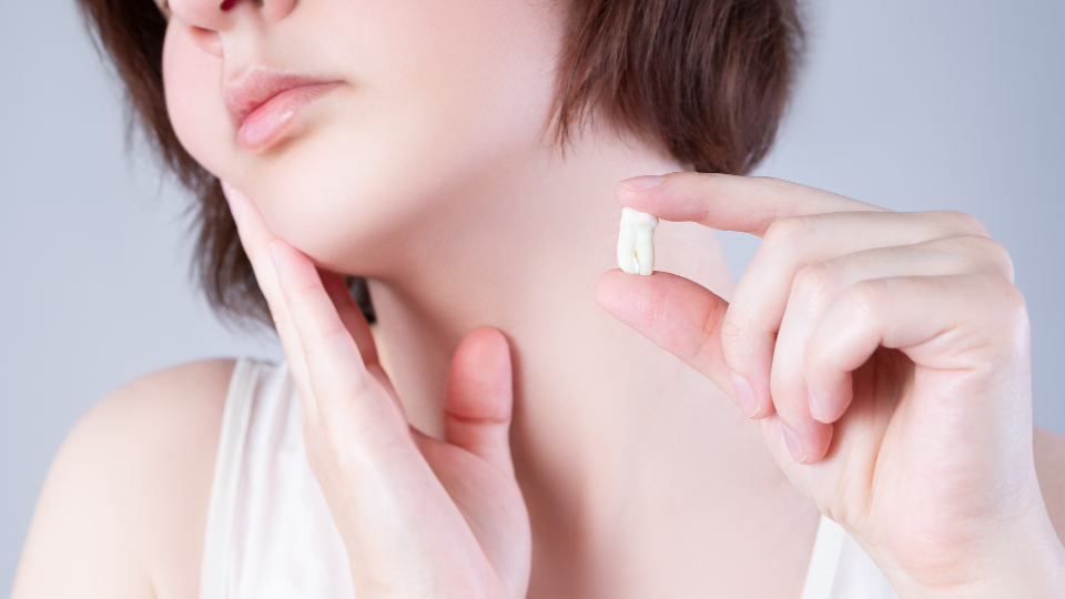 How Long Does It Take Wisdom Tooth Holes to Close? Healing Timeline & Aftercare Tips
