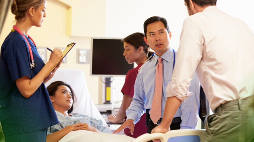 رعاية أكثر ذكاءً وأسرع: لماذا تتجه المستشفيات إلى التعليقات في الوقت الفعلي والذكاء الاصطناعي التنبئي لتحويل تجربة المريض