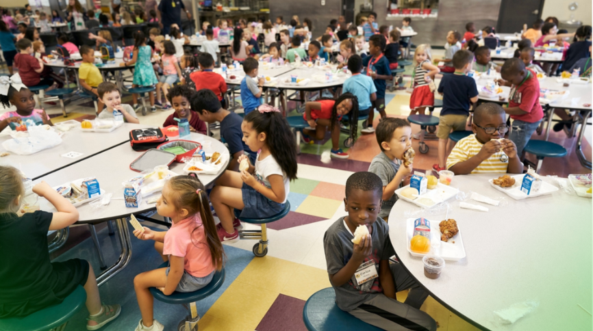 Campus Care: Warum Schulen mit Echtzeit-Feedback und prädiktiver KI modernisieren 