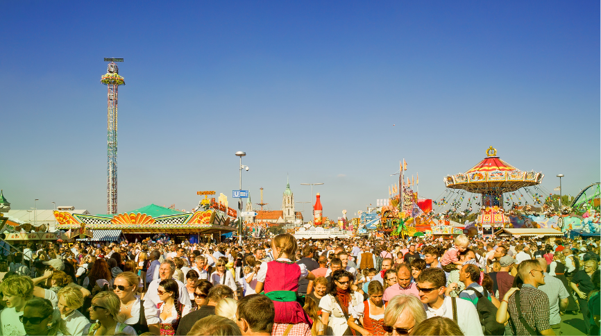 Nervenkitzel ohne Verschüttung: Warum Themenparks mit Echtzeit-Feedback und prädiktiver KI modernisiert werden 